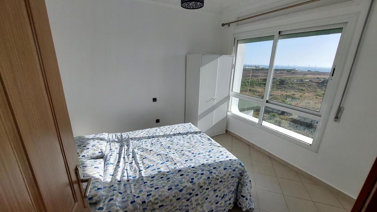 Appartement Avec Piscines, Vue Sur Mer Et Acces A La Plage A Achakar Hill, Tanger. Exterior photo