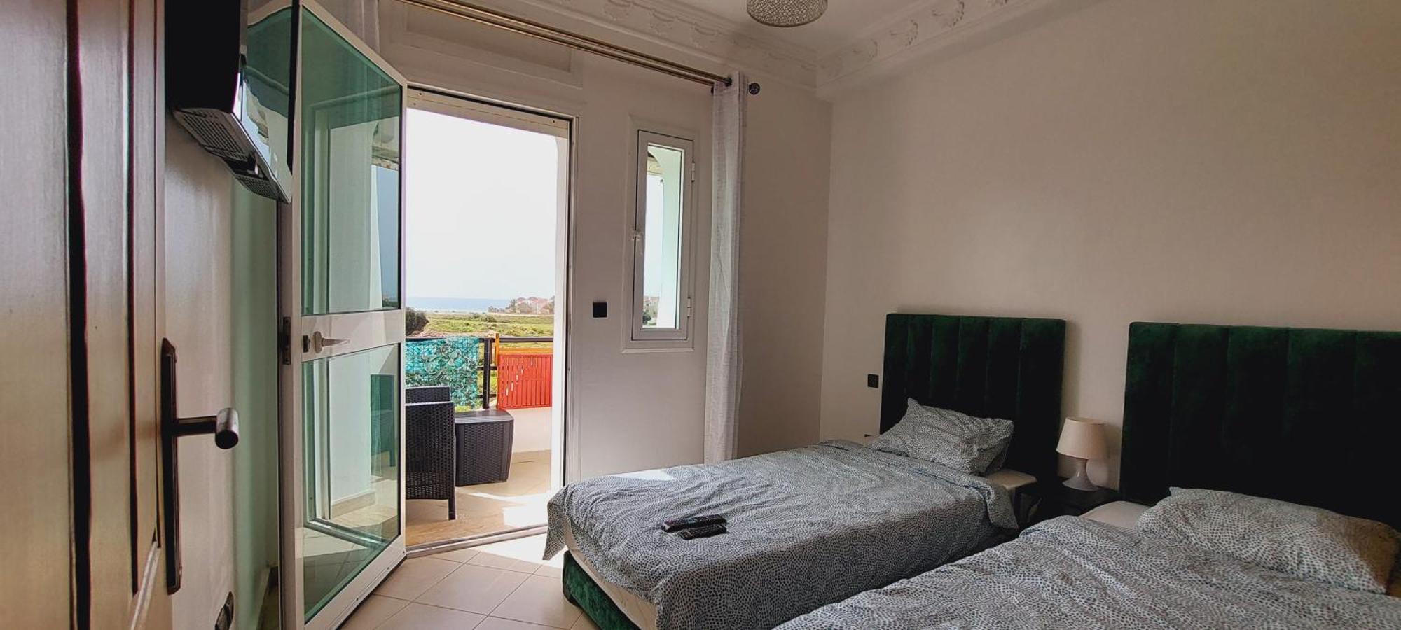 Appartement Avec Piscines, Vue Sur Mer Et Acces A La Plage A Achakar Hill, Tanger. Exterior photo